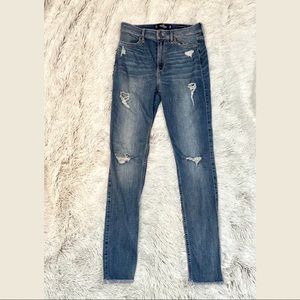 Hollister Ultra High Rise Skinny Jeans 7R